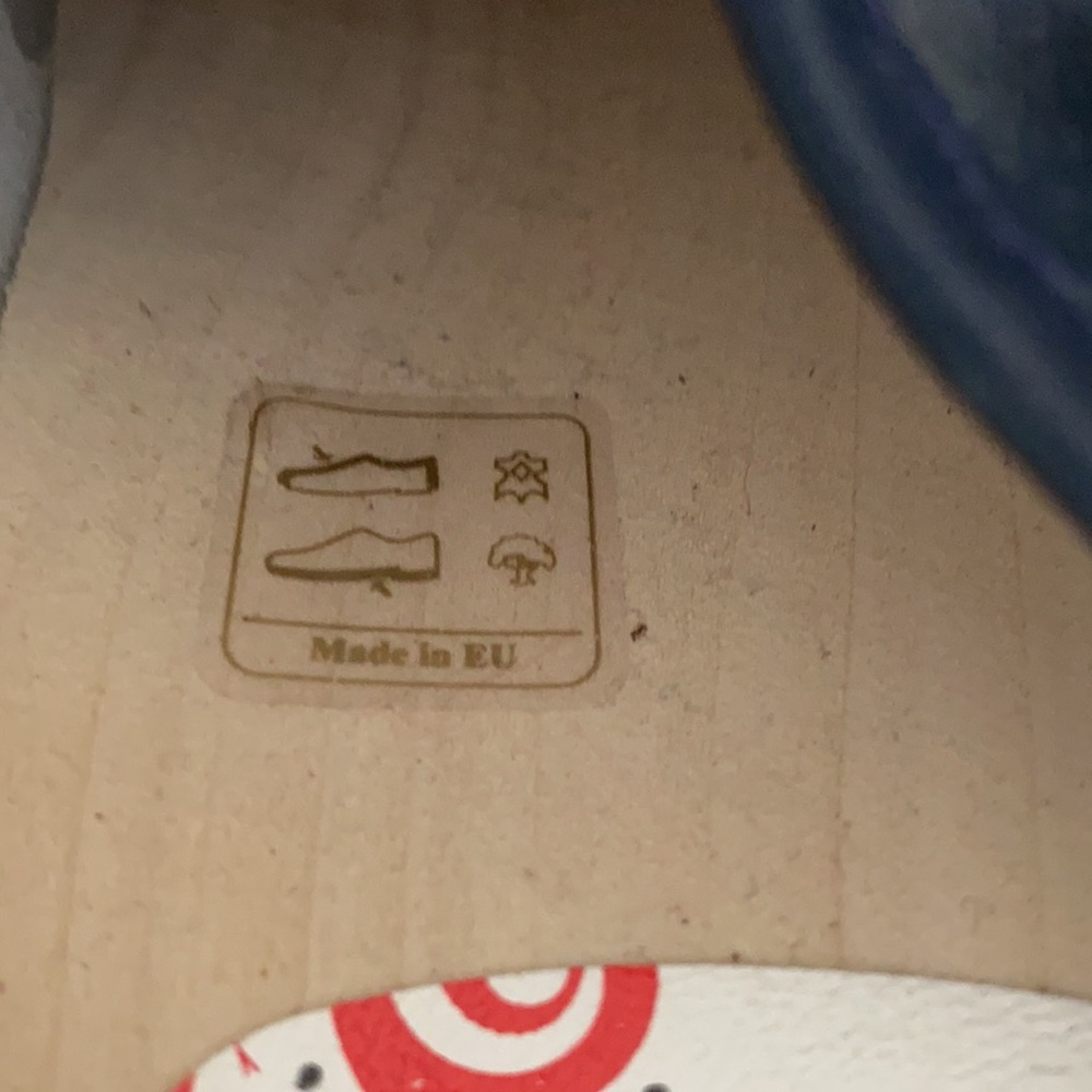 Clogs - Picture 3 of 7
